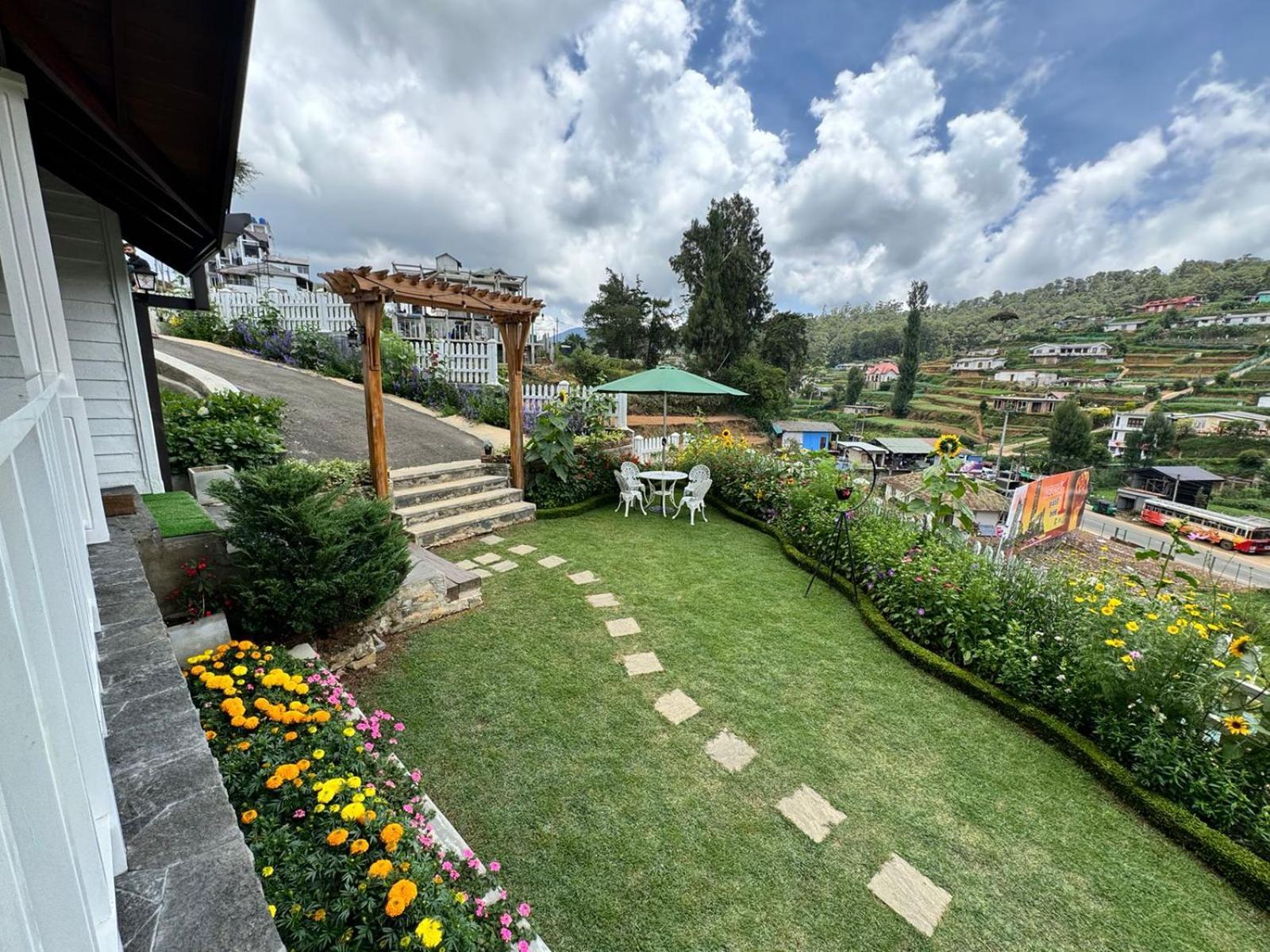 The Tapherini Bungalow Νουβάρα Ελίγια Εξωτερικό φωτογραφία